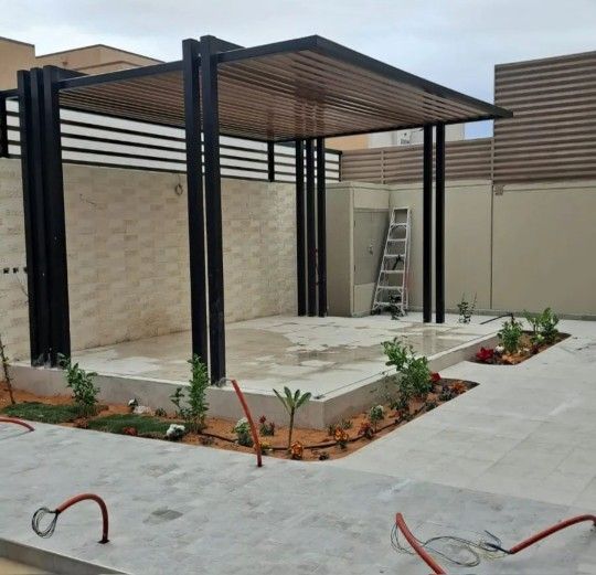 مظلات معدنية مظلات معدنية