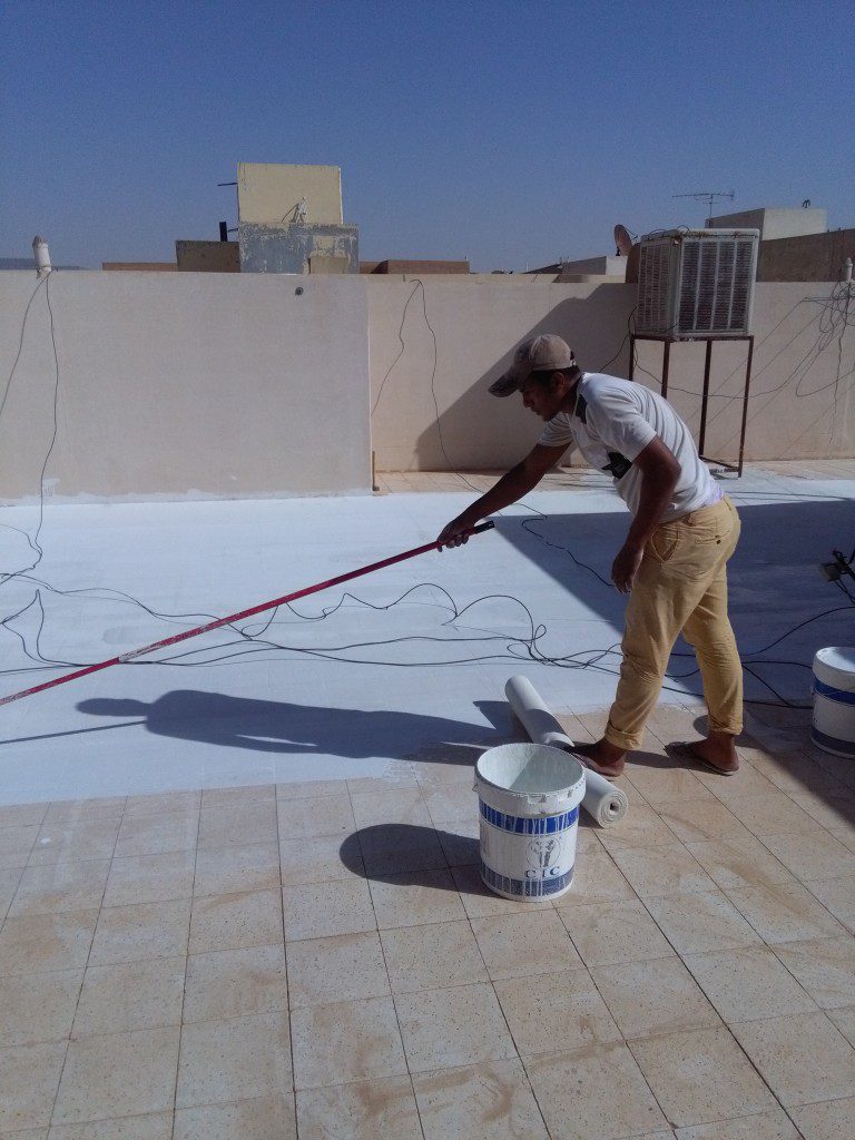 عزل الاسطح من مياه الامطار بالشرقية
